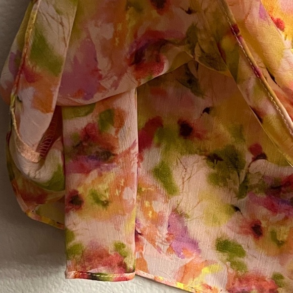 Misa Emi Top - Floral Ruffle Sleeve Top - Multicolor - Picture 8 of 10